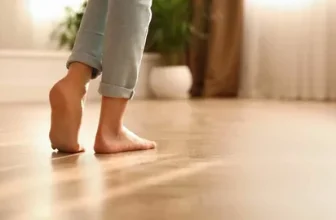 Why Your Feet Overheat When Walking Indoors and How to Fix It